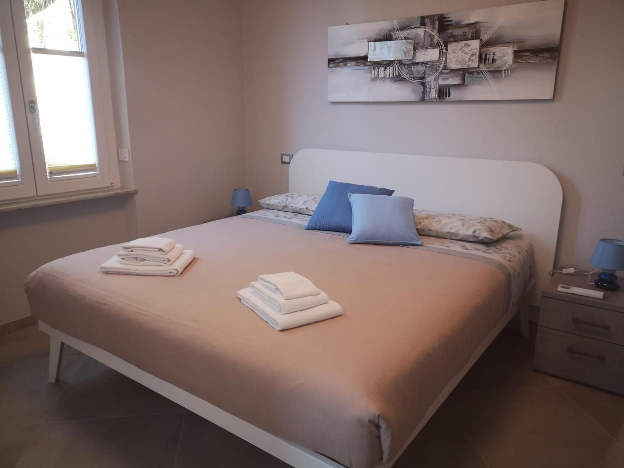 Appartamento Casa Ambra บอร์ดิเกรา ภายนอก รูปภาพ